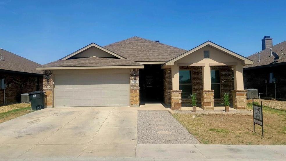 9302 Sagebrush Ave, Odessa, TX 79765 - photo 1