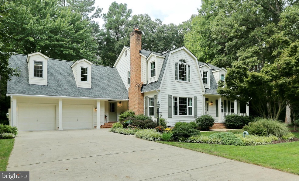 11565 Beacon Hill Ct, Swan Point, MD 20645 - photo 1