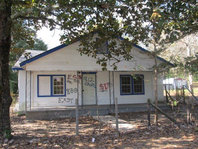 1010 Magnolia Dr, Macon, GA 31217 - photo 1