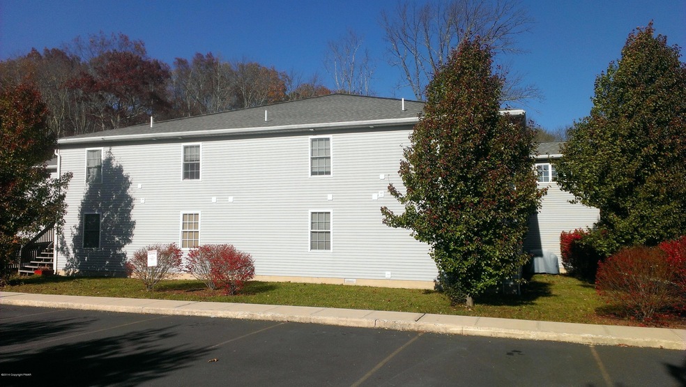 35 Learn Ln unit 101, East Stroudsburg, PA 18301 - photo 1