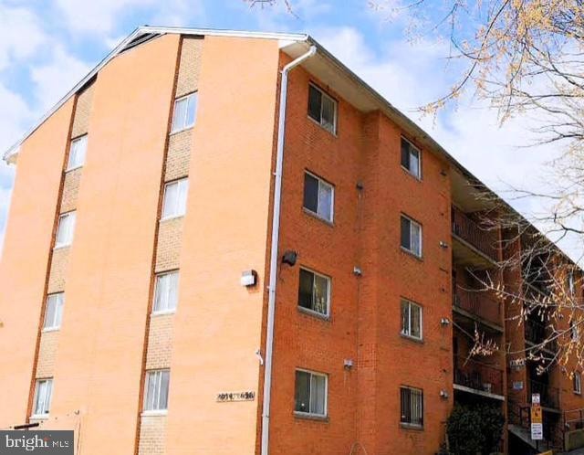 2634 Bowen Rd SE unit 202, Washington, DC 20020 - photo 1