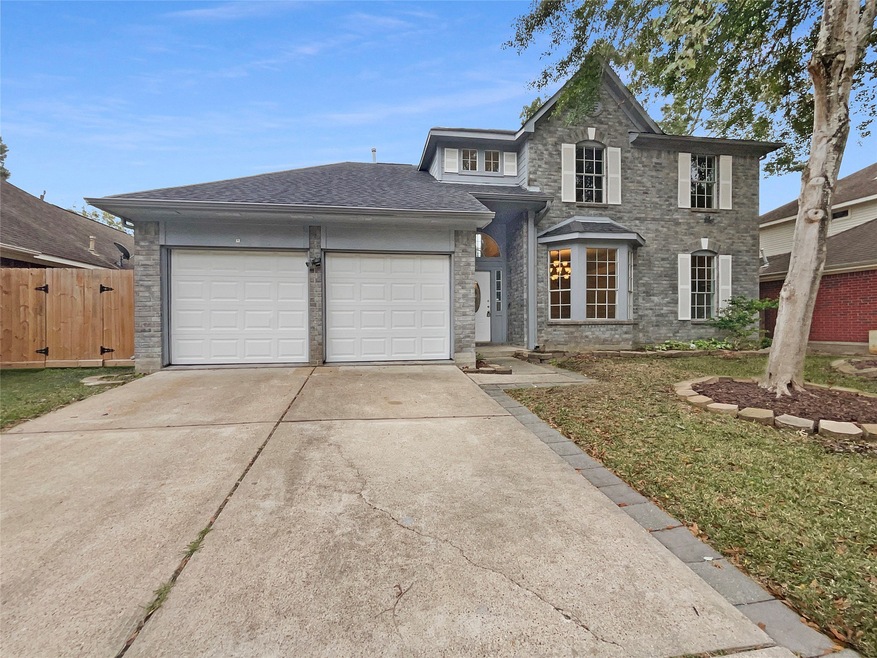 4907 Widerop Ln, Friendswood, TX 77546 - photo 1