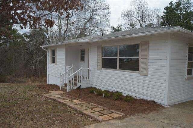 3305 Shoreland Dr, Buford, GA 30518 - photo 1