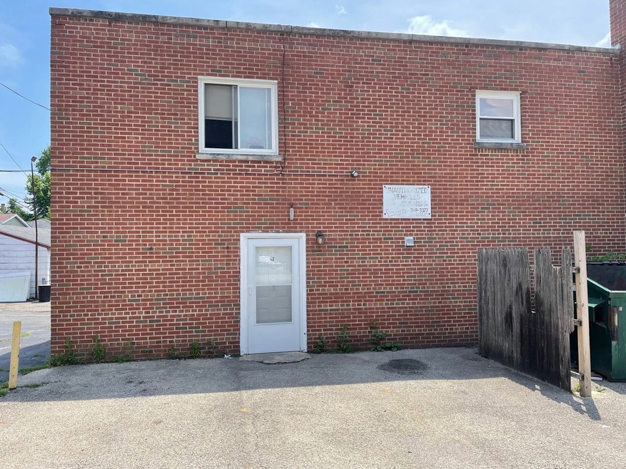 661 Yeoman St unit L2, Waukegan, IL 60085 - photo 1