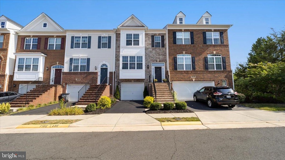 25047 Prairie Fire Square, Stone Ridge, VA 20105 - photo 1