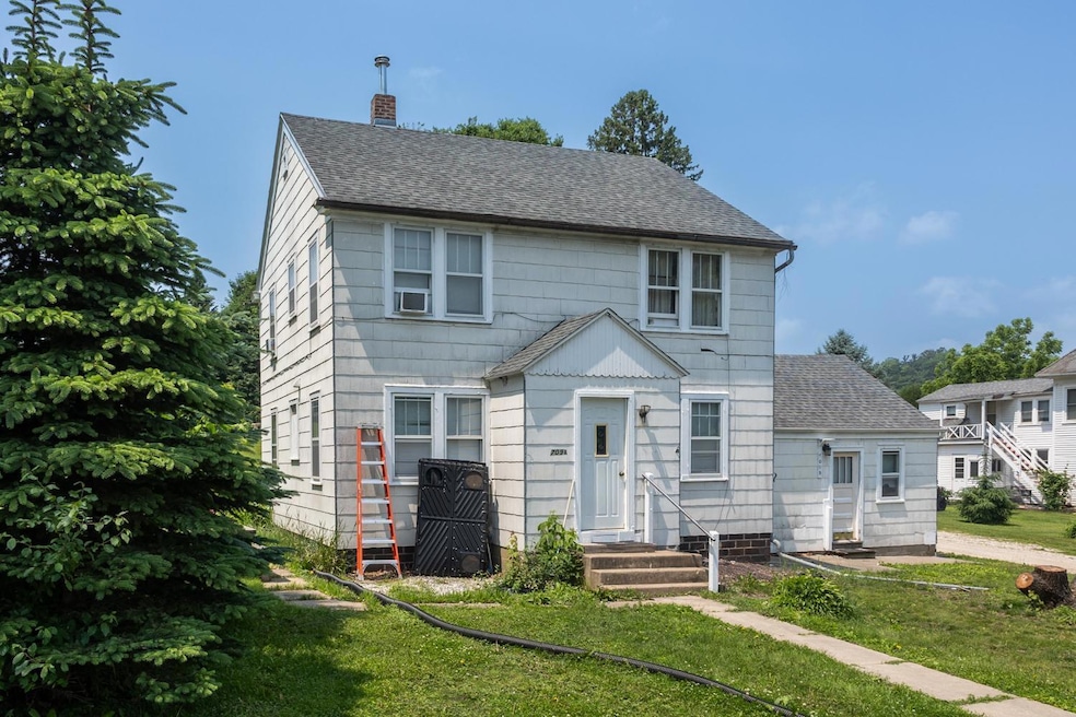 For Sale $225,000 • Co-Listing Agent
