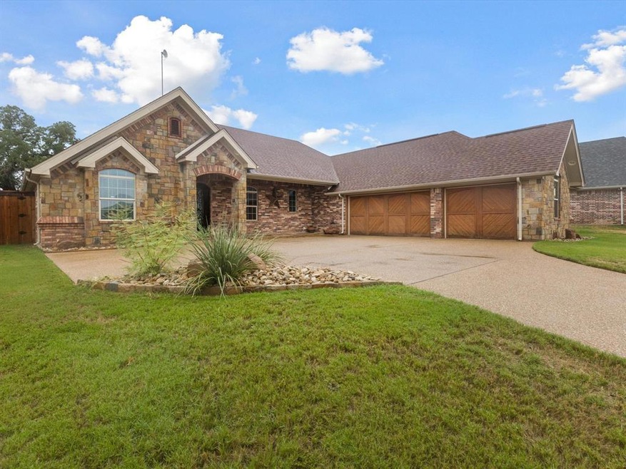 2834 Willow Ridge Cir, Granbury, TX 76049 - photo 1