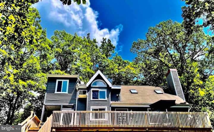 1026 Hampstead Rd, Lehman Township, PA 18324 - photo 1