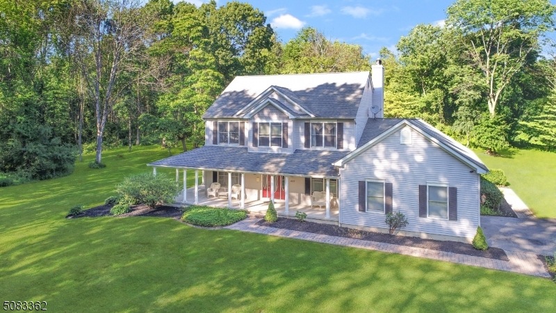 622 Brass Castle Rd, Belvidere, NJ 07823 - photo 1