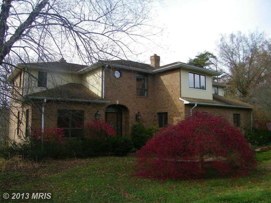 2410 Constantine Dr, Sykesville, MD 21784 - photo 1