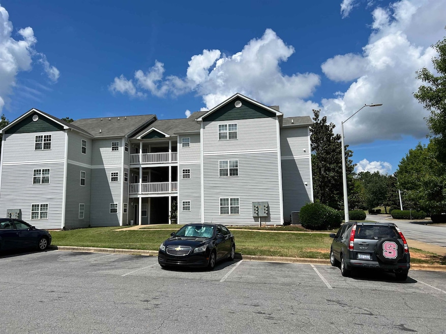 Sold $230,000 • Co-Listing Agent