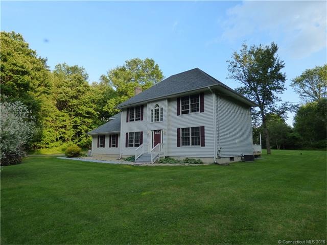 25 Evergreen Passway, Morris, CT 06763 - photo 1