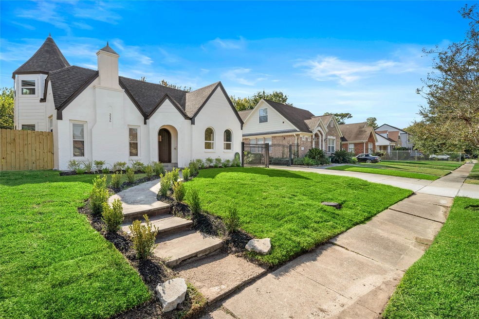 3346 Oakdale St, Houston, TX 77004 - photo 1