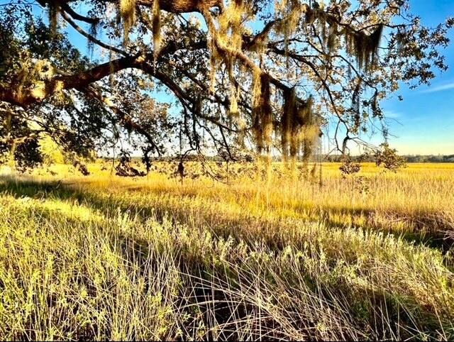 For Sale $195,000 • Co-Listing Agent