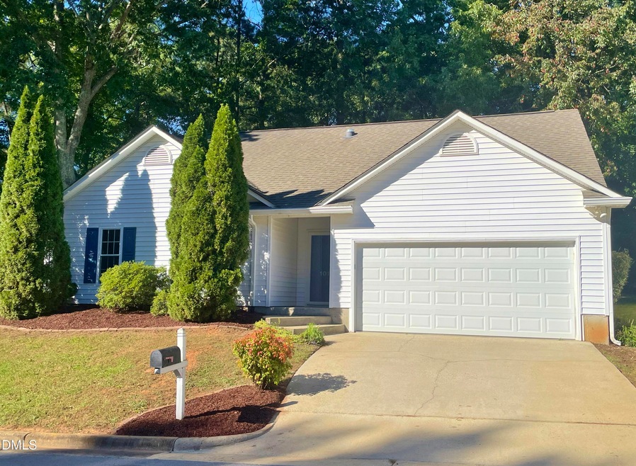 Pending $450,000 • Co-Listing Agent