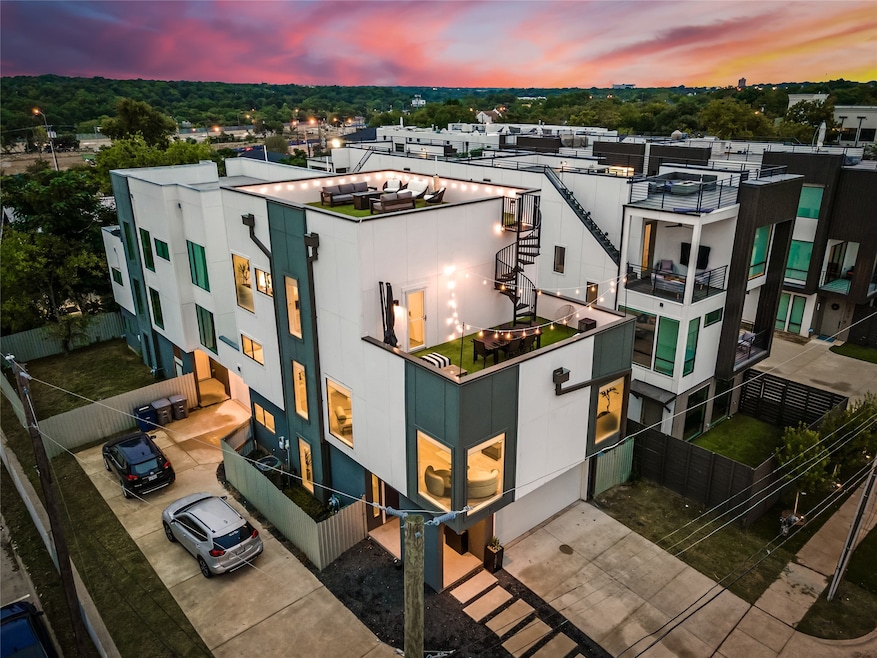 1002 Mobile St unit 1, Dallas, TX 75208 - photo 1