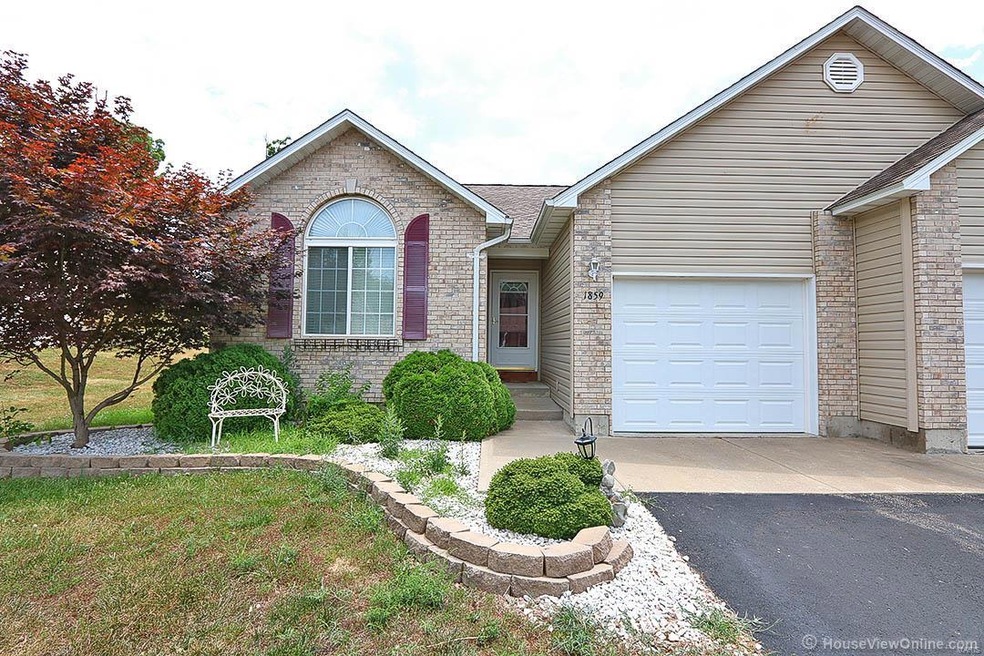 1859 Black Oak Dr unit 2, Farmington, MO 63640 - photo 1