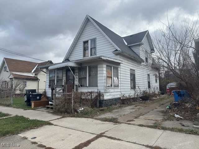 1964 Chase St, Toledo, OH 43611 - photo 1