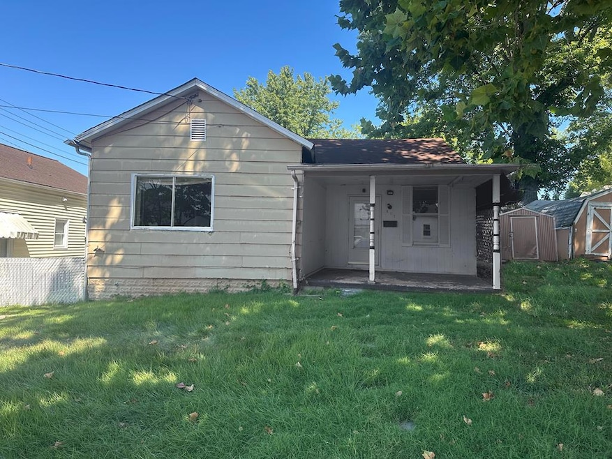 517 Spruce St, Ironton, OH 45638 - photo 1