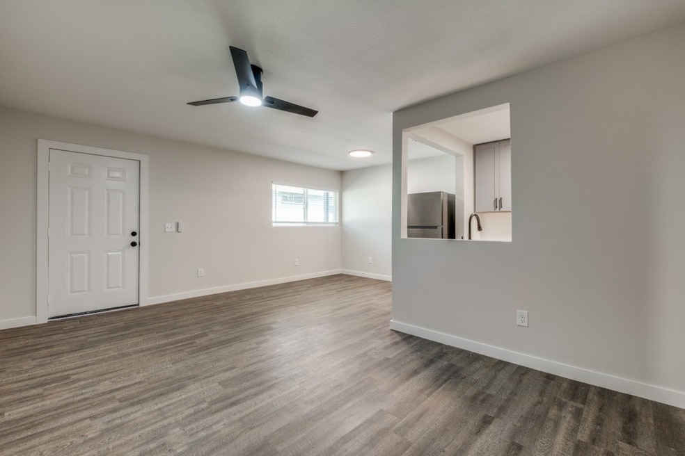 5909 Gaston Ave unit 207, Dallas, TX 75214 - photo 1