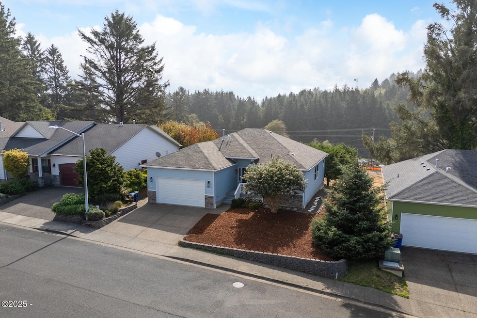 For Sale $575,000 • Co-Listing Agent