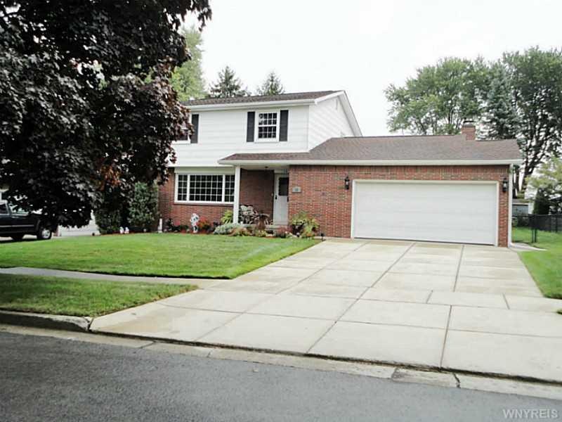 Exterior Front. 19 Joann Dr, West Seneca, NY - ext