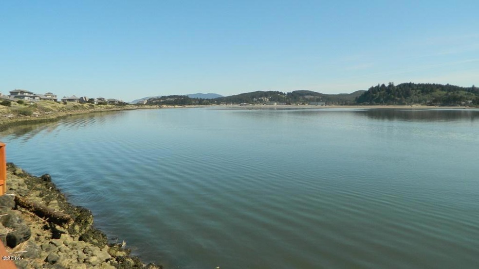 Siletz Bay Frontage