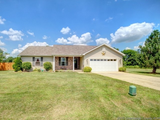 23 Nightingale Cir, Camargo, IL 61919 - photo 1