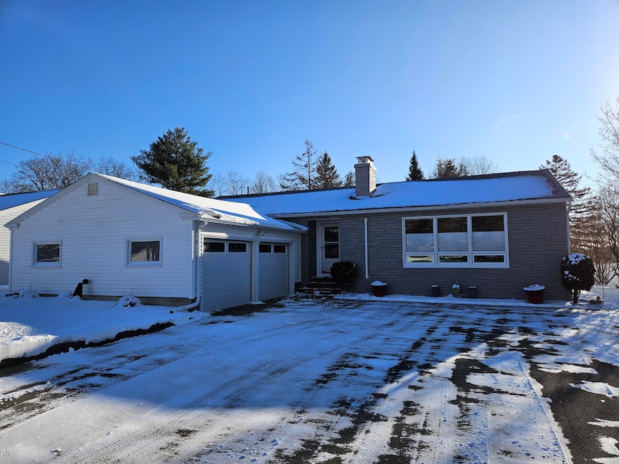 1355 State St, Veazie, ME 04401 - photo 1