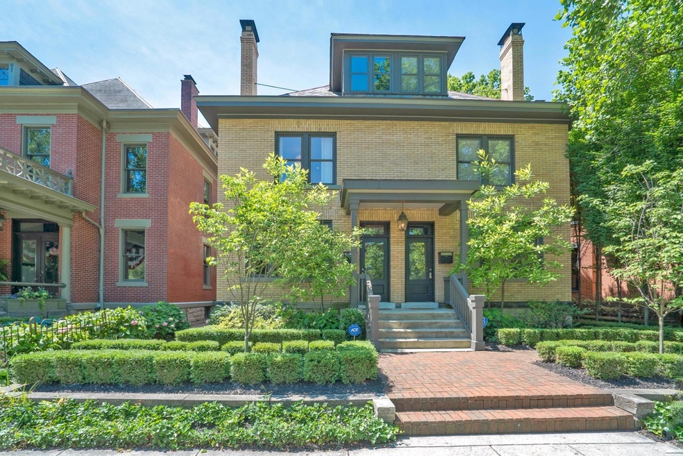 131 E Deshler Avenue