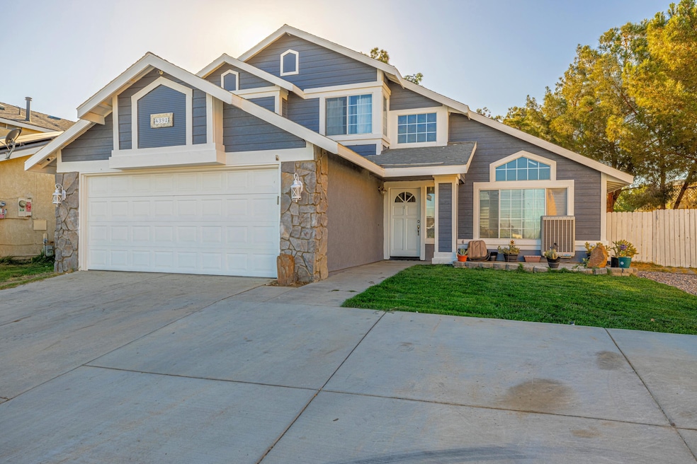 4391 Sonora Ct, Rosamond, CA 93560 - photo 1