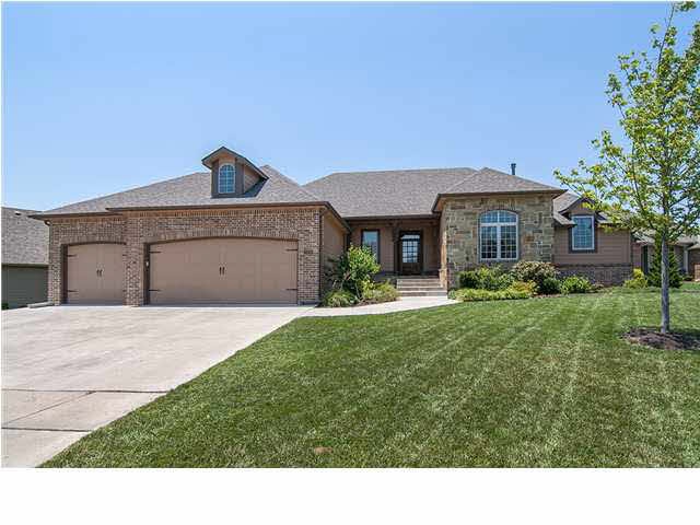 1426 E Timber Falls Ct, Andover, KS 67002 - photo 1