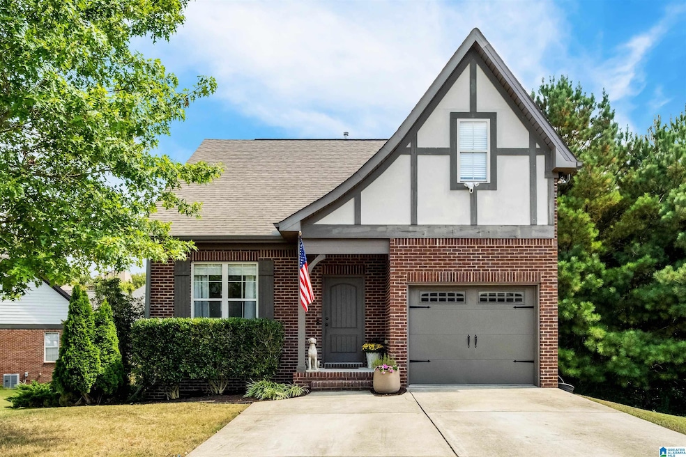 Under Contract $324,900