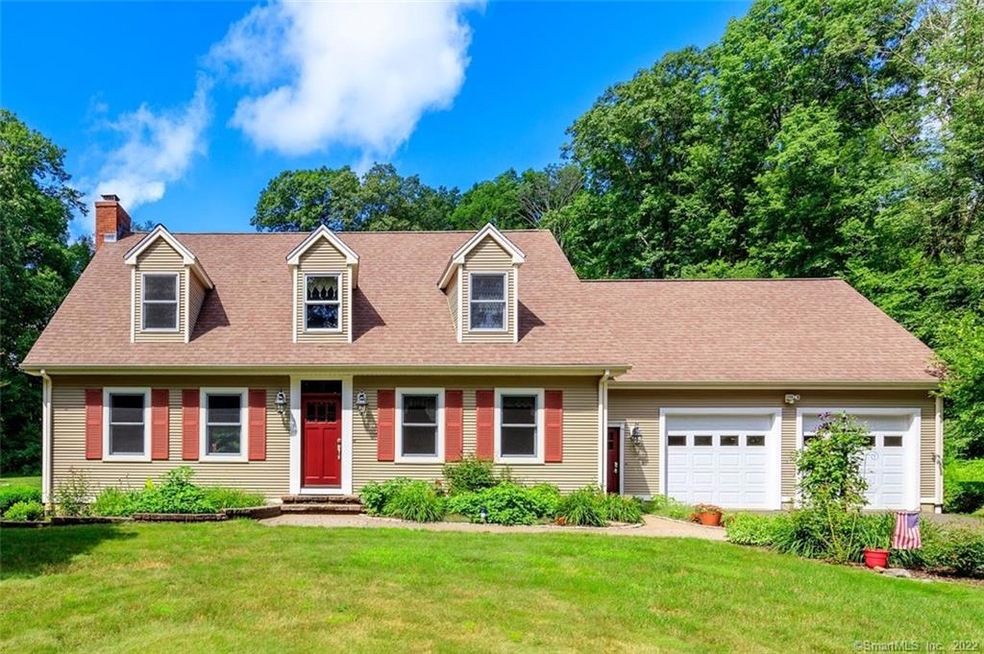 This home has it all, 3 BR, 2.5 Baths, dual heatin