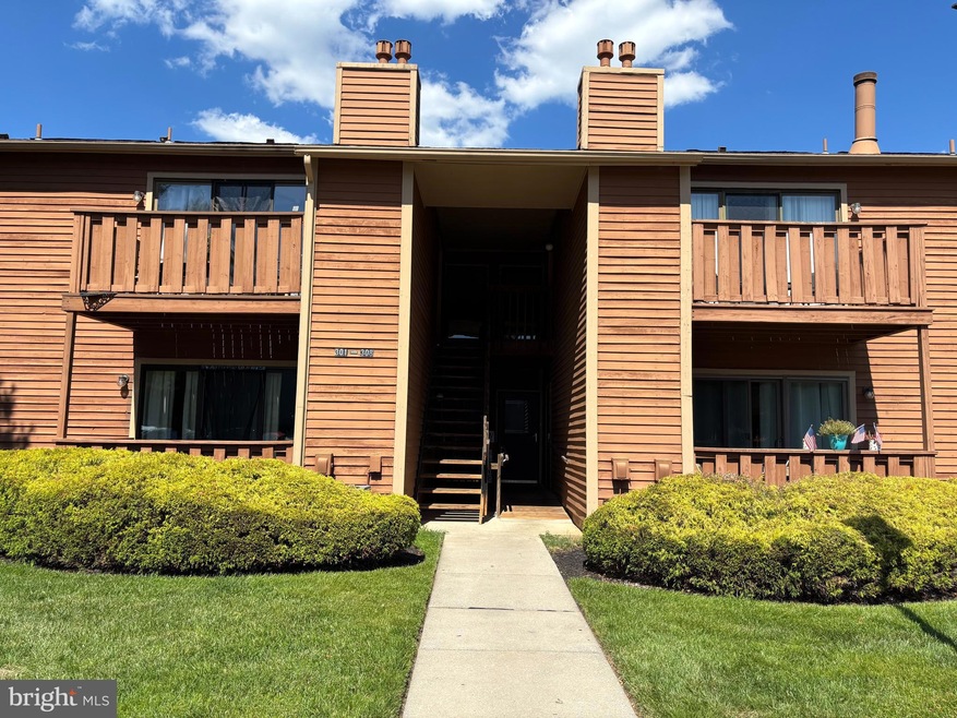 Under Contract $260,000