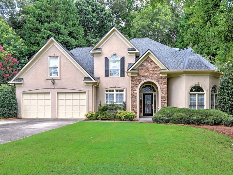 Front view of this wonderful home.