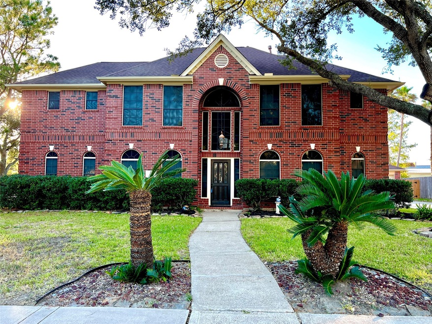 2414 Daytona Ct, Friendswood, TX 77546 - photo 1