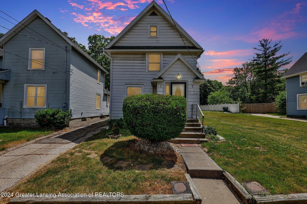 1203 W Kalamazoo St, Lansing, MI 48915 - photo 1