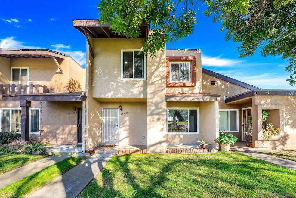 Sold $595,000 • Co-Listing Agent