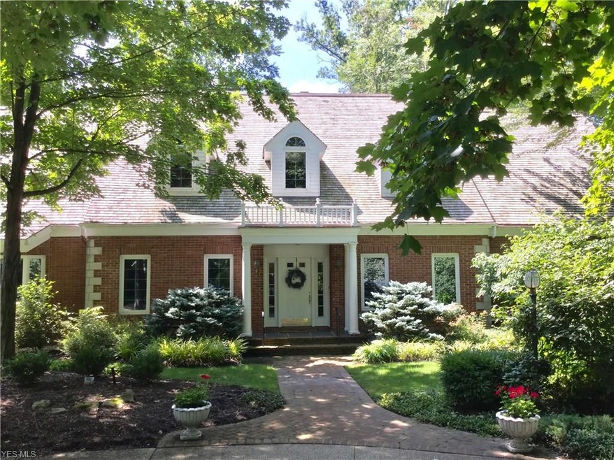 265 Glengarry Dr, Aurora, OH 44202 - photo 1