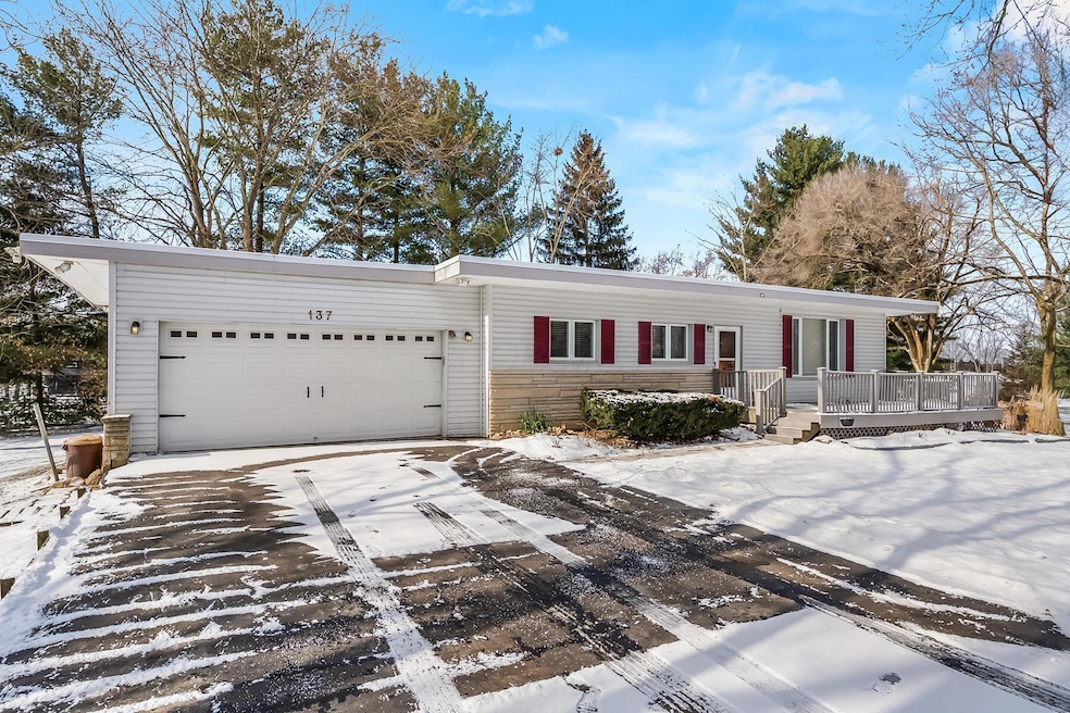 137 N. Parkway Dr-101
