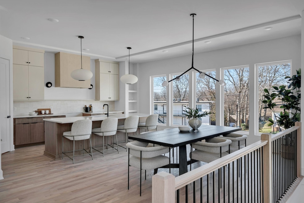 For Sale $1,139,000