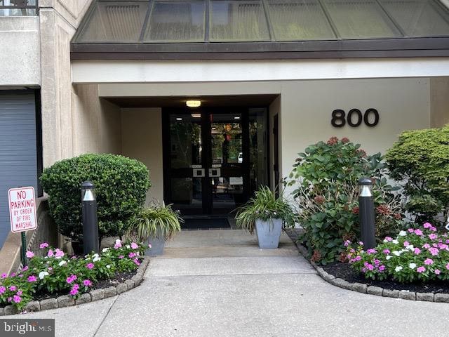 800 Avondale Rd unit 50, Wallingford, PA 19086 - photo 1