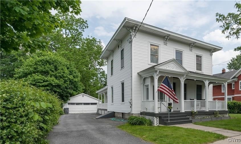 Under Contract $259,900