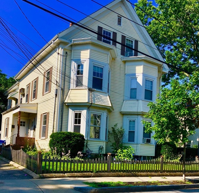 165 Chestnut St unit A, Waltham, MA 02453 - photo 1