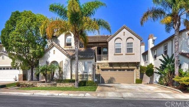 Lovely executive home with split 3 car garage