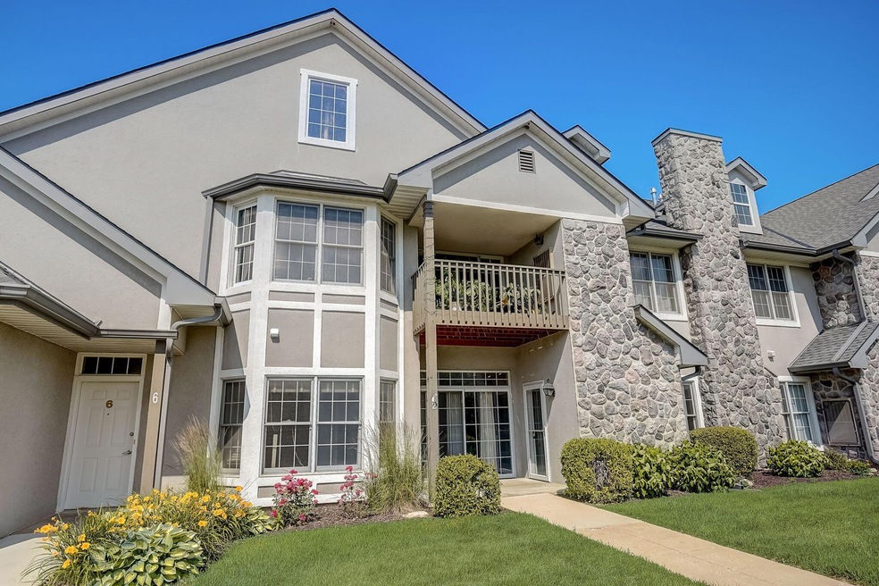 3-web-or-mls-Pineview Cir-003