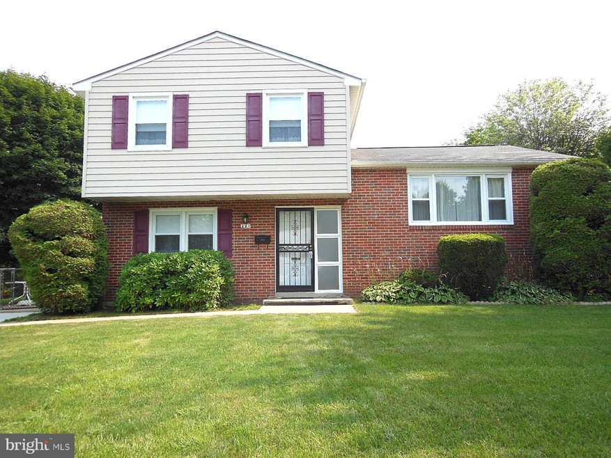 201 Highmeadow Rd, Reisterstown, MD 21136 - photo 1