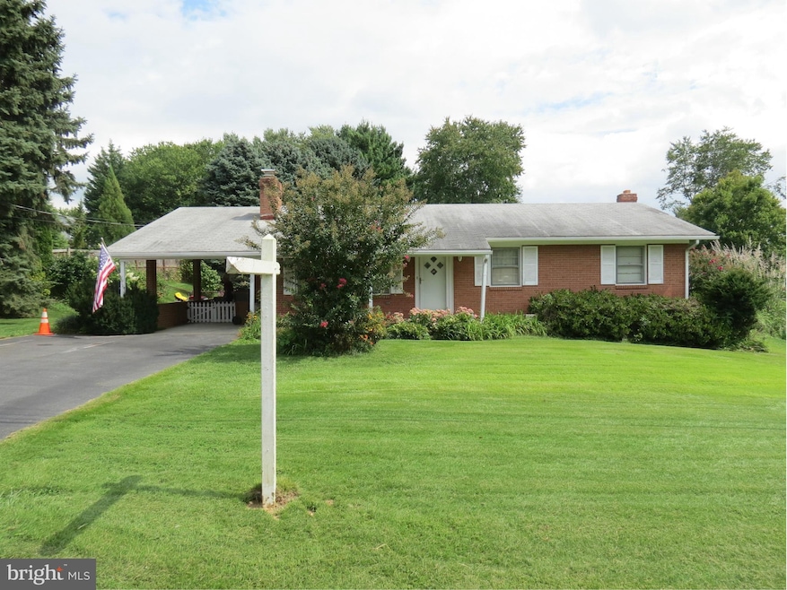 7029 Rock Creek Dr, Frederick, MD 21702 - photo 1