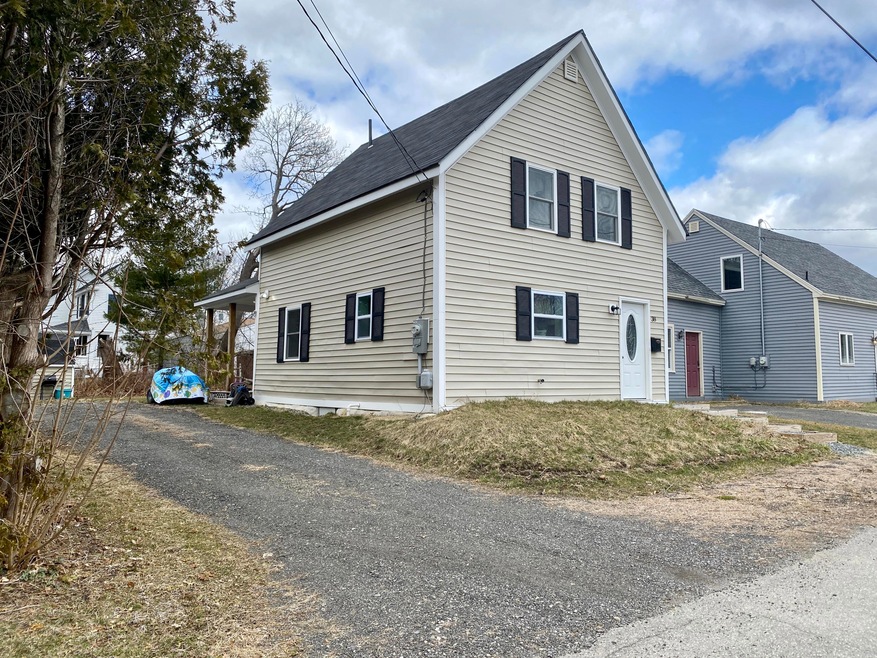38 Pine Street Rockland